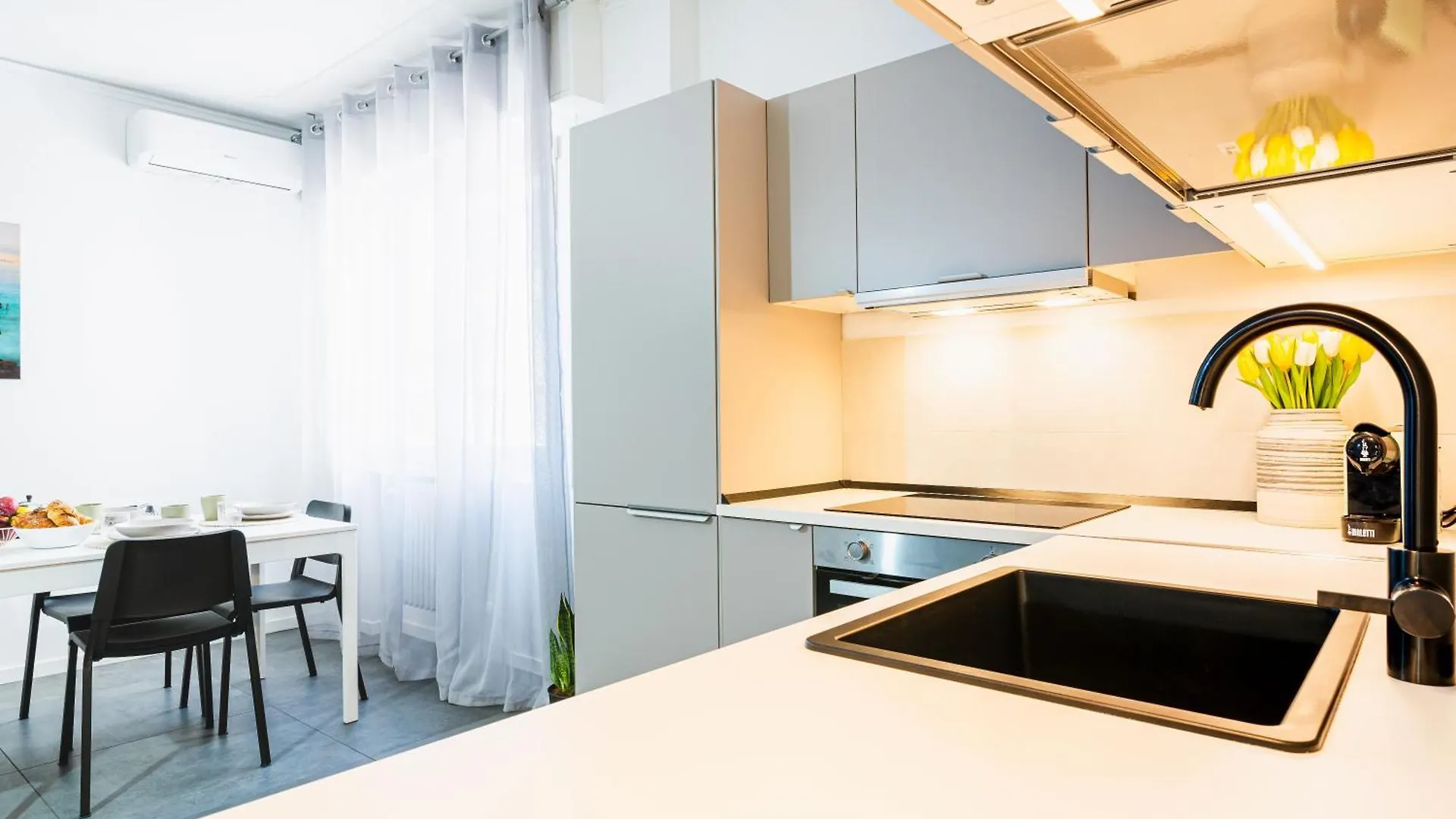 7 Posti, A Pochi Minuti Da Venezia, Posto Auto Apartment