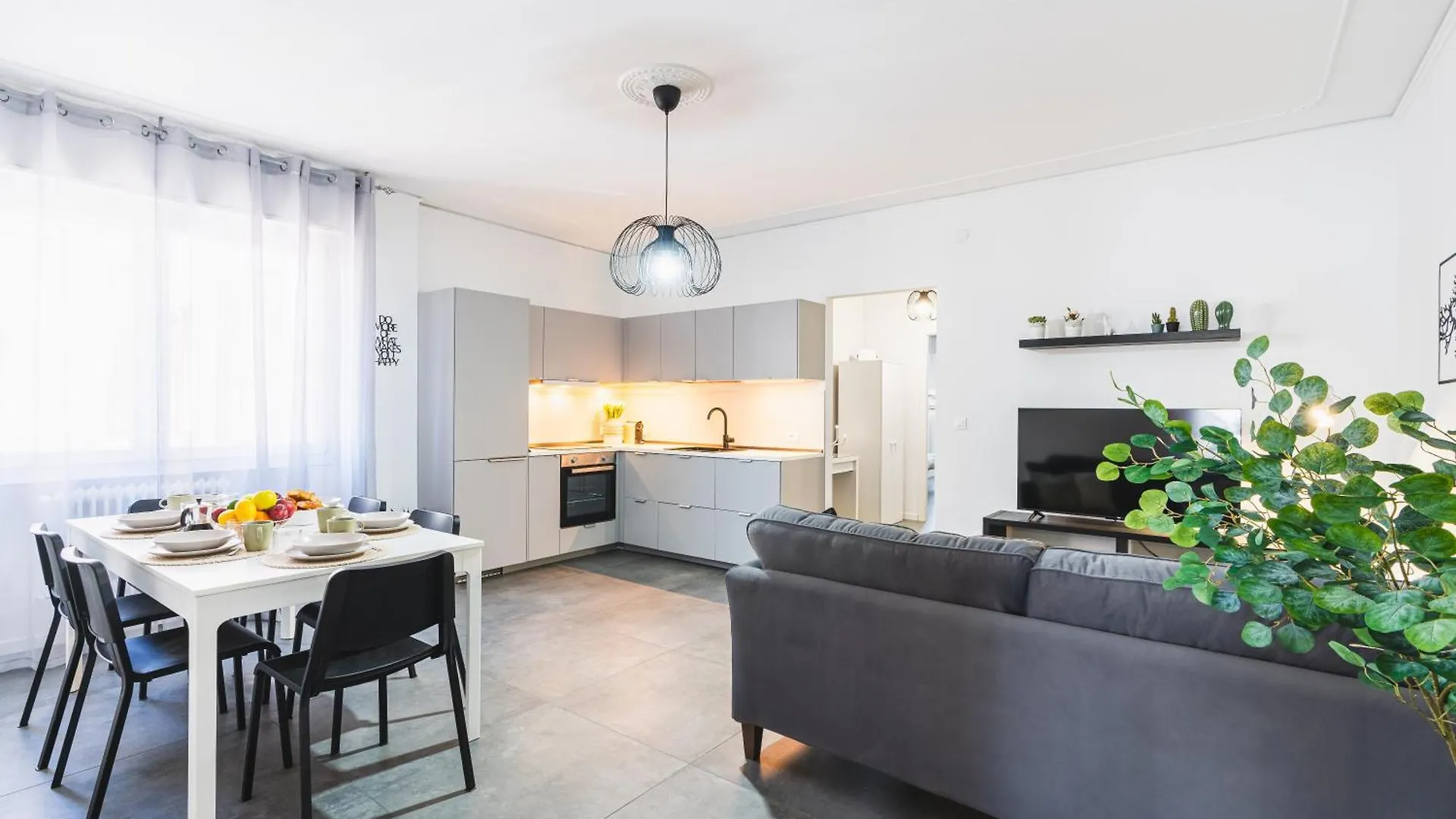7 Posti, A Pochi Minuti Da Venezia, Posto Auto Apartment  Venice