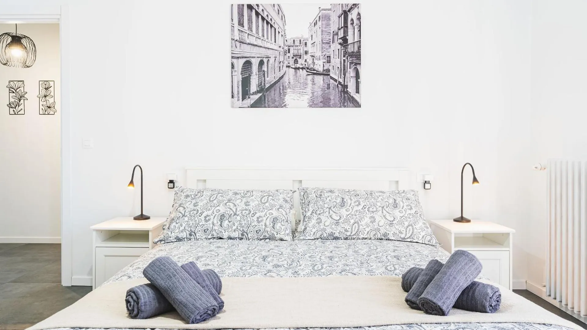 7 Posti, A Pochi Minuti Da Venezia, Posto Auto Apartment